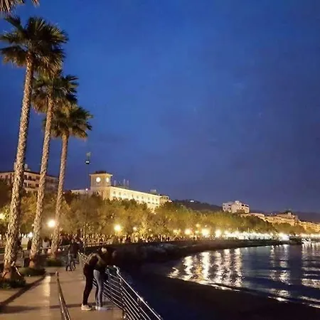 In Via Roma לינה וארוחת בוקר